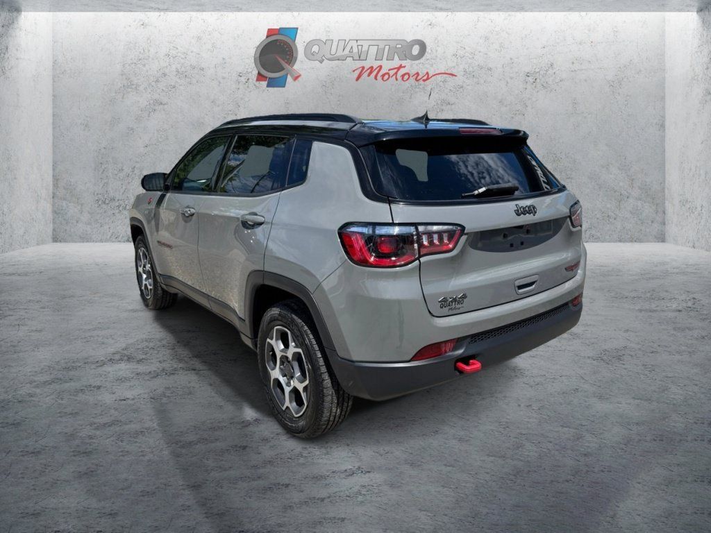 Used 2022 Jeep Compass Trailhawk AWD/4WD image 3
