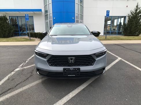 Used 2025 Honda Accord Sport image 2