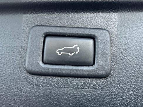 Used 2015 Subaru Outback 2.5i Limited image 26