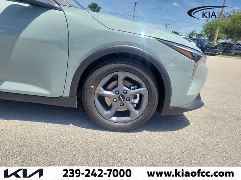 New 2026 Kia K4 FWD image 7