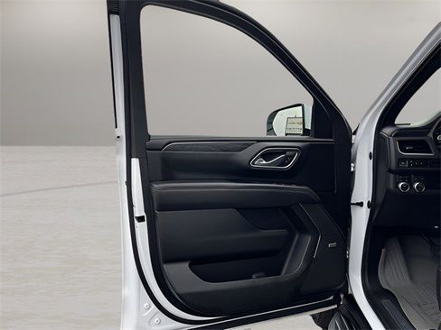 Certified 2023 GMC Yukon SLT image 7