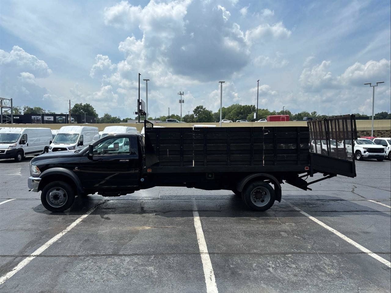 Used 2014 RAM 5500 Tradesman w/ Power & Remote Entry Group RWD image 5