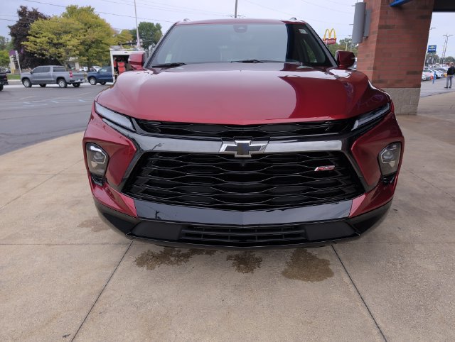 Used 2025 Chevrolet Blazer RS w/ Driver Confidence II Package AWD/4WD image 11