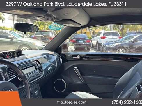 Used 2013 Volkswagen Beetle 2.0T FWD image 46