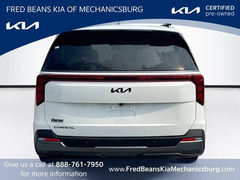 Certified 2025 Kia Carnival SX w/ SX Dark Edition Package FWD image 6