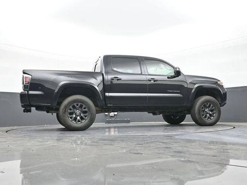 Used 2022 Toyota Tacoma SR5 w/ Technology Package AWD/4WD image 51