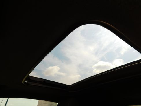 Used 2018 Chevrolet Camaro LT w/ RS Package image 17