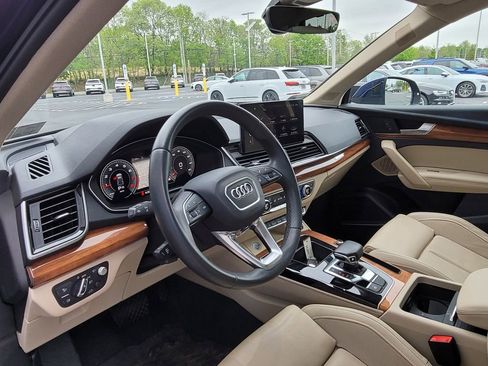 Certified 2023 Audi Q5 2.0T Prestige w/ Prestige Package AWD/4WD image 18