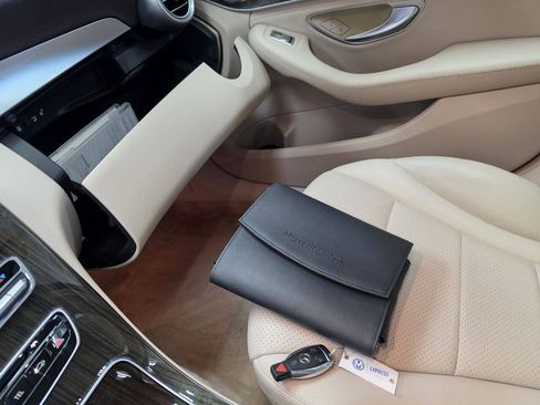 Used 2015 Mercedes-Benz C 300 4MATIC Sedan image 28