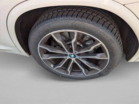 Used 2018 BMW X3 M40i w/ Premium Package image 24