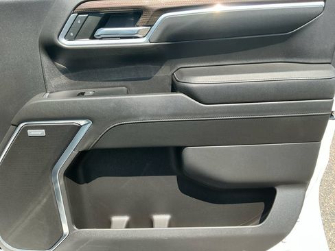 Used 2022 Chevrolet Silverado 1500 RST AWD/4WD image 16