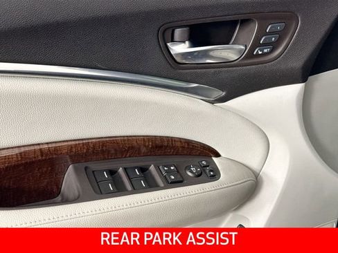 Used 2017 Acura MDX SH-AWD w/ Technology Package image 19