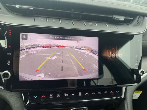 New 2026 Jeep Grand Cherokee Laredo image 18