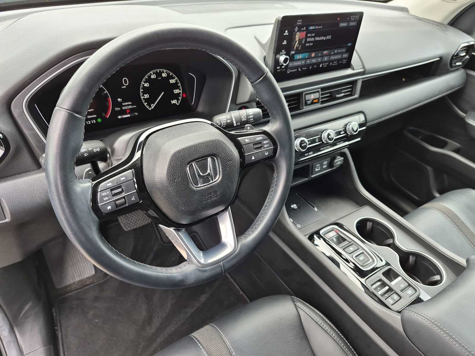Certified 2025 Honda Pilot Touring image 2