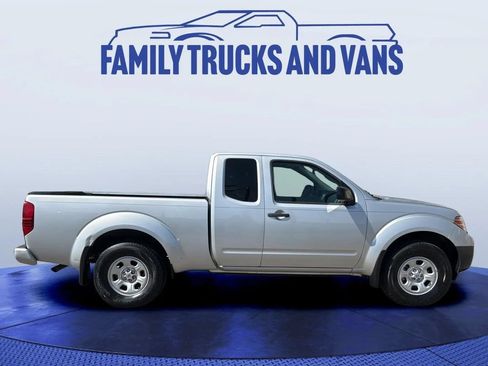 Used 2021 Nissan Frontier S AWD/4WD image 6