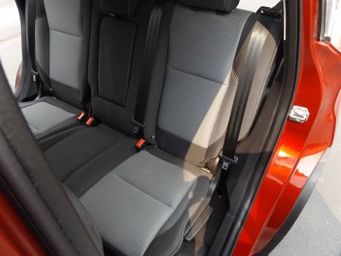 Used 2018 Ford Escape SE w/ SE Sync 3 Package AWD/4WD image 14