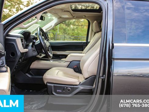 Used 2023 Ford Expedition Max Limited image 17