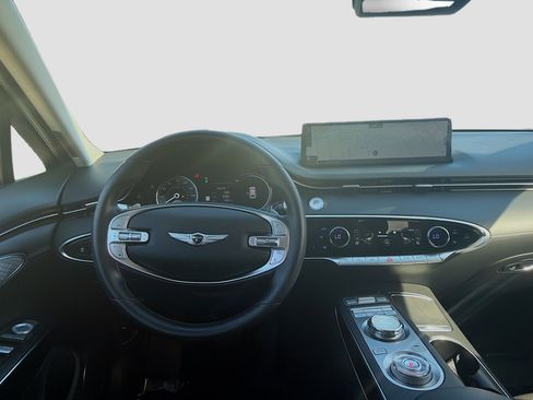 Used 2025 Genesis GV70 2.5T image 19