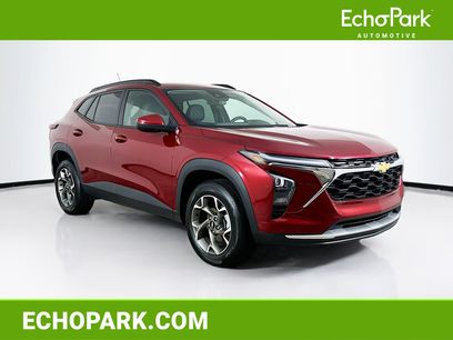Used 2025 Chevrolet Trax LT