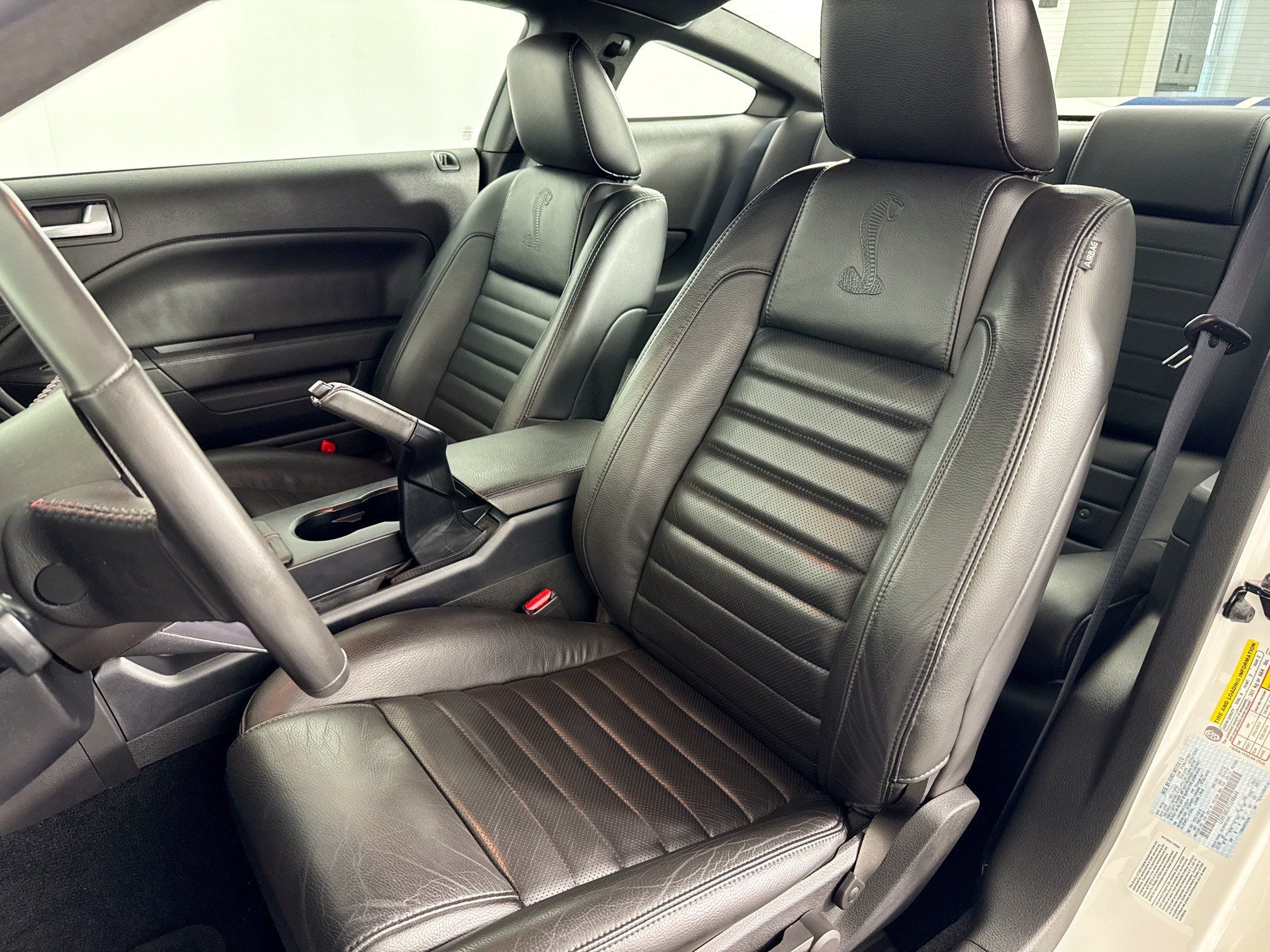 Used 2007 Ford Mustang Shelby GT500 RWD image 19