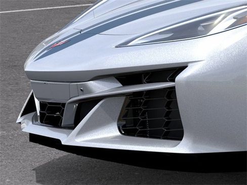 New 2026 Chevrolet Corvette E-Ray AWD/4WD image 13