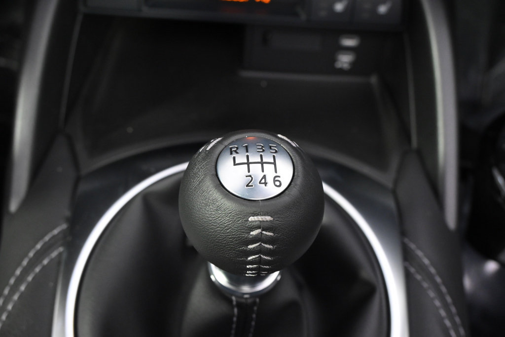 New 2026 MAZDA MX-5 Miata Club w/ Weather Package RWD image 33