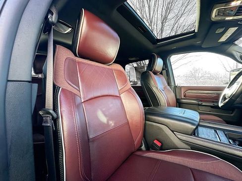 Used 2025 RAM 3500 Limited image 31