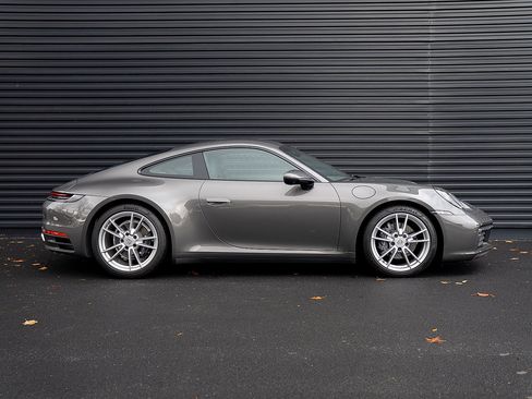 Certified 2022 Porsche 911 Carrera image 26