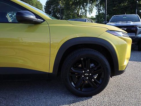 Used 2025 Chevrolet Trax ACTIV image 12