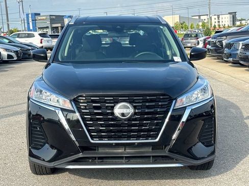 Used 2024 Nissan Kicks SV FWD image 8