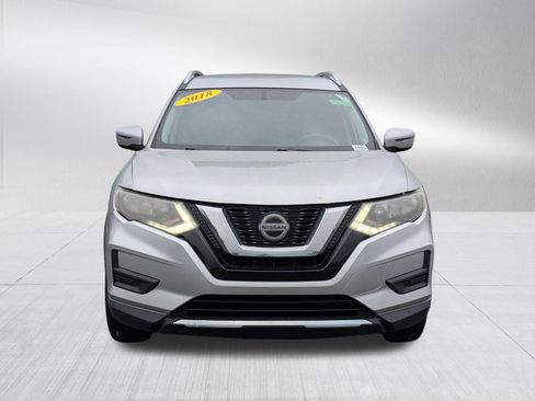Used 2018 Nissan Rogue SV AWD/4WD image 8