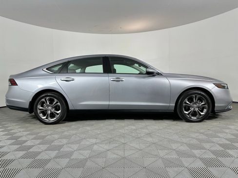 Used 2023 Honda Accord EX image 25