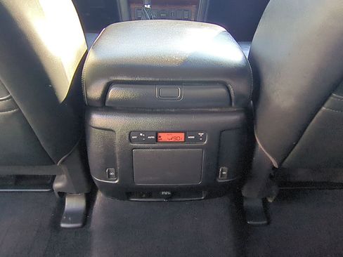 Used 2019 Nissan Armada SL w/ Premium Package image 31
