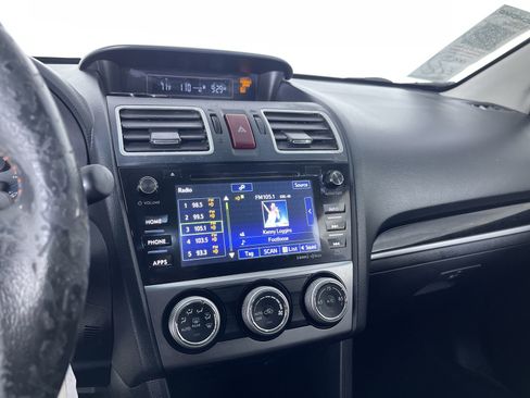 Used 2016 Subaru Crosstrek 2.0i Limited image 18