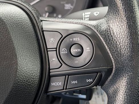 Used 2024 Toyota Corolla LE image 20