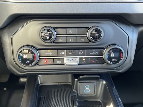 New 2025 Ford Bronco Big Bend image 21