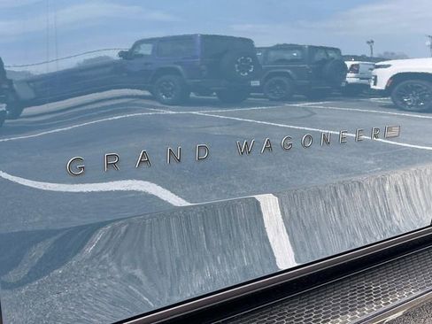 New 2026 Jeep Grand Wagoneer L 4WD image 39