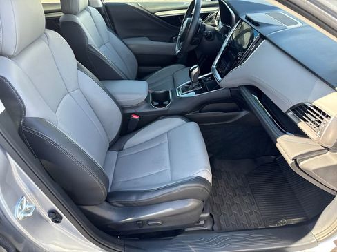 Used 2023 Subaru Outback Limited image 14