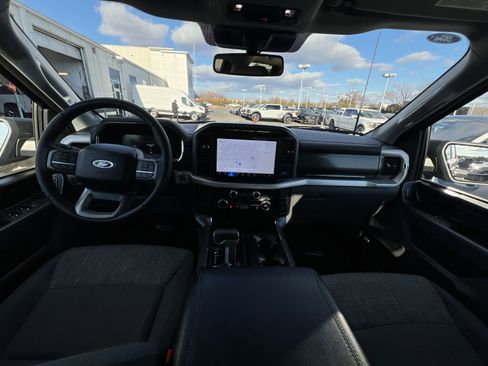 Used 2023 Ford F150 Lightning XLT image 23