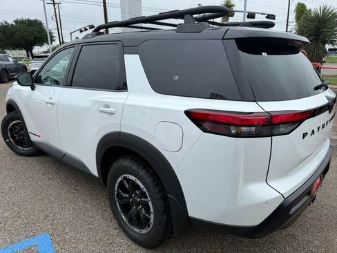 New 2026 Nissan Pathfinder Rock Creek AWD/4WD image 4