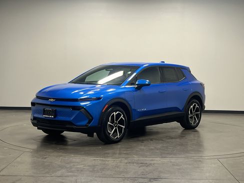 Used 2025 Chevrolet Equinox EV LT image 4