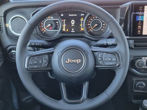 New 2026 Jeep Gladiator Sport image 31