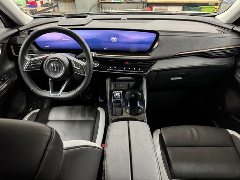 Used 2024 Buick Envision Sport Touring image 17