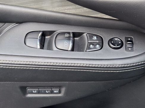 Used 2016 Nissan Murano SL FWD image 16