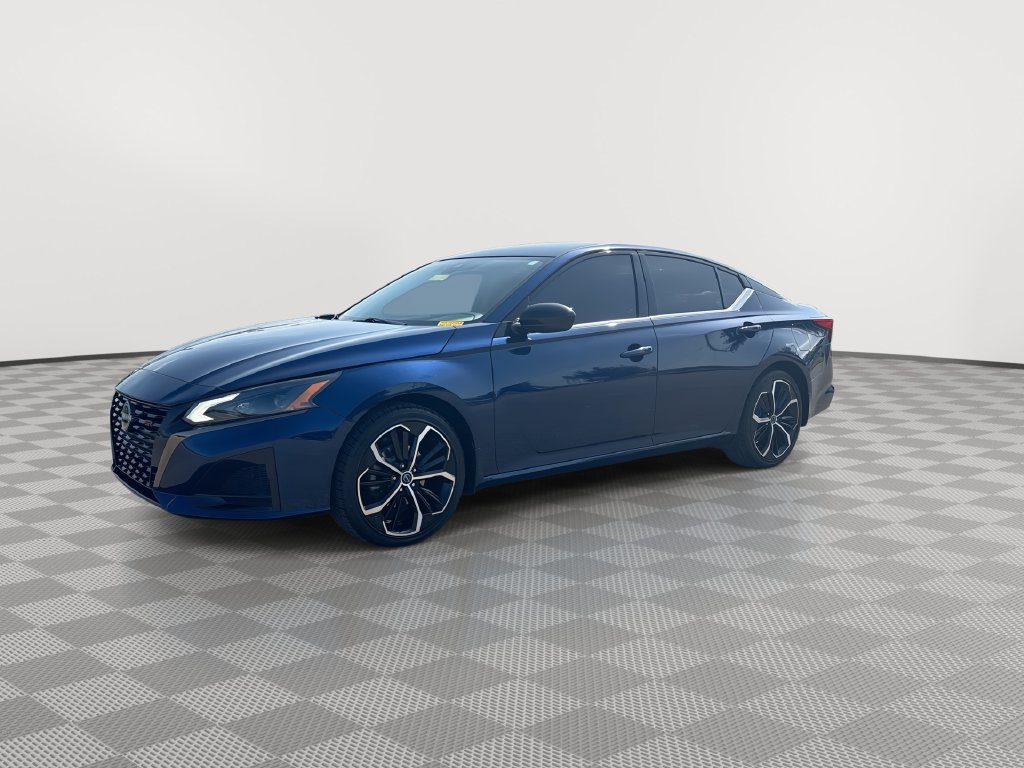 Certified 2023 Nissan Altima 2.5 SR FWD image 7