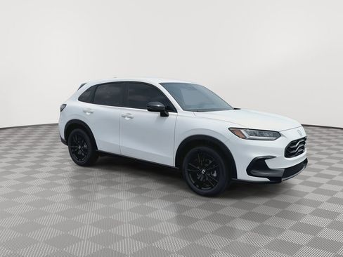 New 2026 Honda HR-V Sport image 2