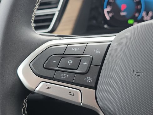 New 2026 Volkswagen Atlas SE image 27