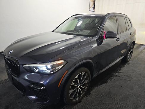 Used 2022 BMW X5 xDrive40i image 2