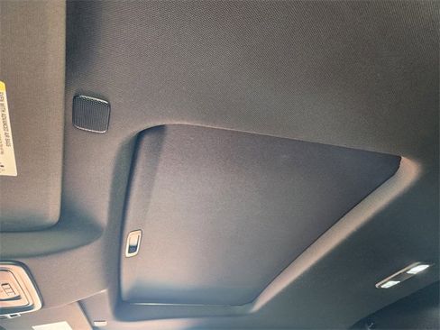 Used 2021 GMC Sierra 1500 AT4 w/ AT4 Value Package image 26