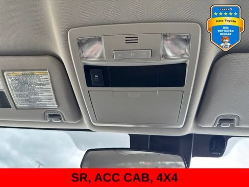 Used 2018 Toyota Tacoma SR AWD/4WD image 19